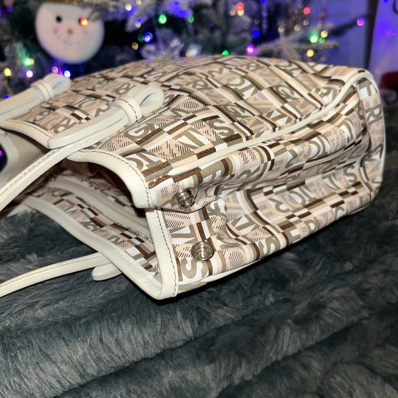 🤍Salvatore Ferragamo Gancini-print small tote bag🤍 - Picture 8 of 9